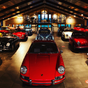 Classics World Erlecom BV